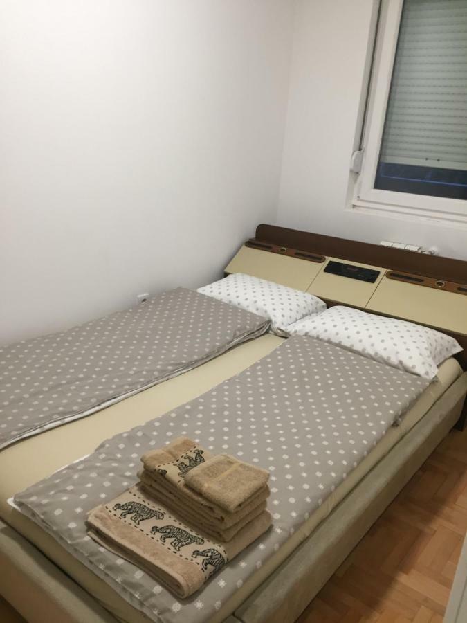 Stan Na Dan Centar Lägenhet Šabac Exteriör bild